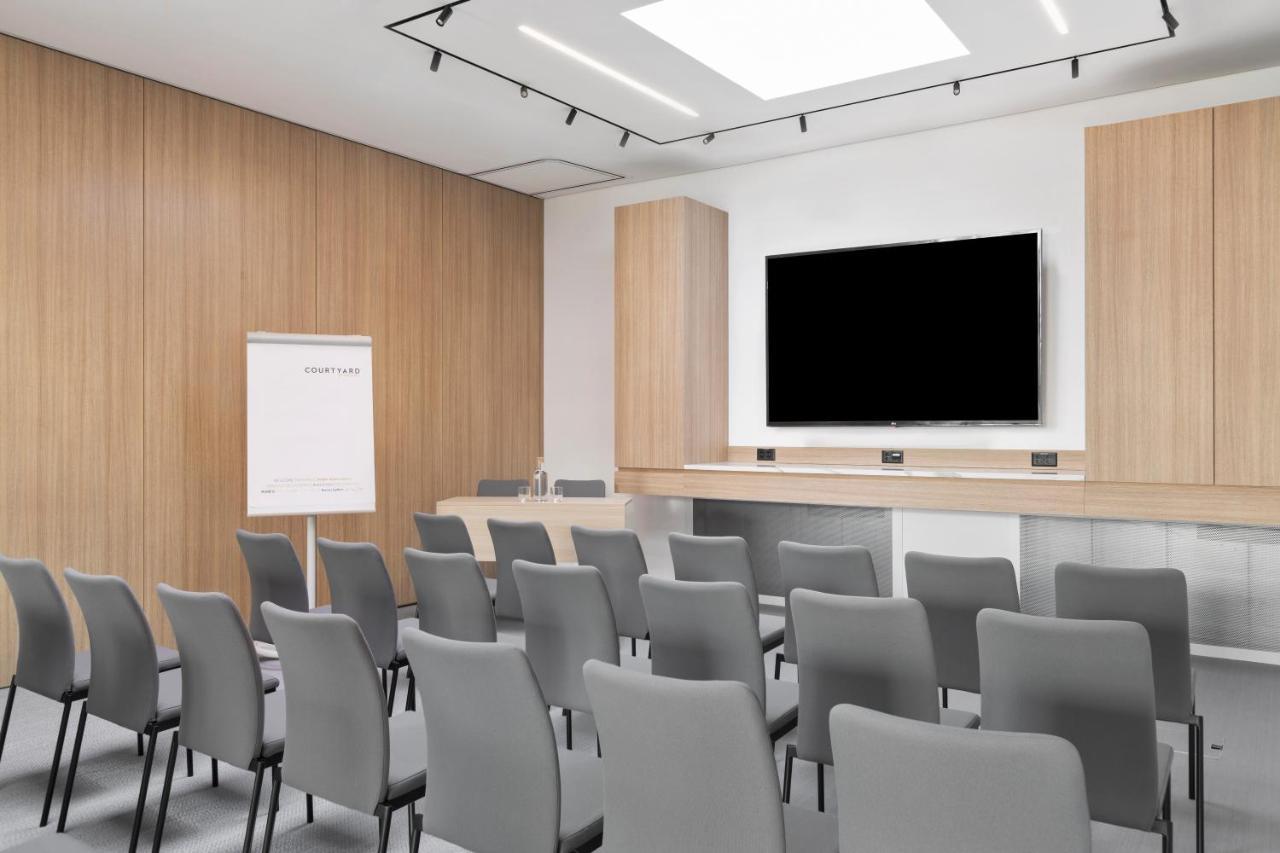Courtyard By Marriott Biel Bienne Hotel ภายนอก รูปภาพ