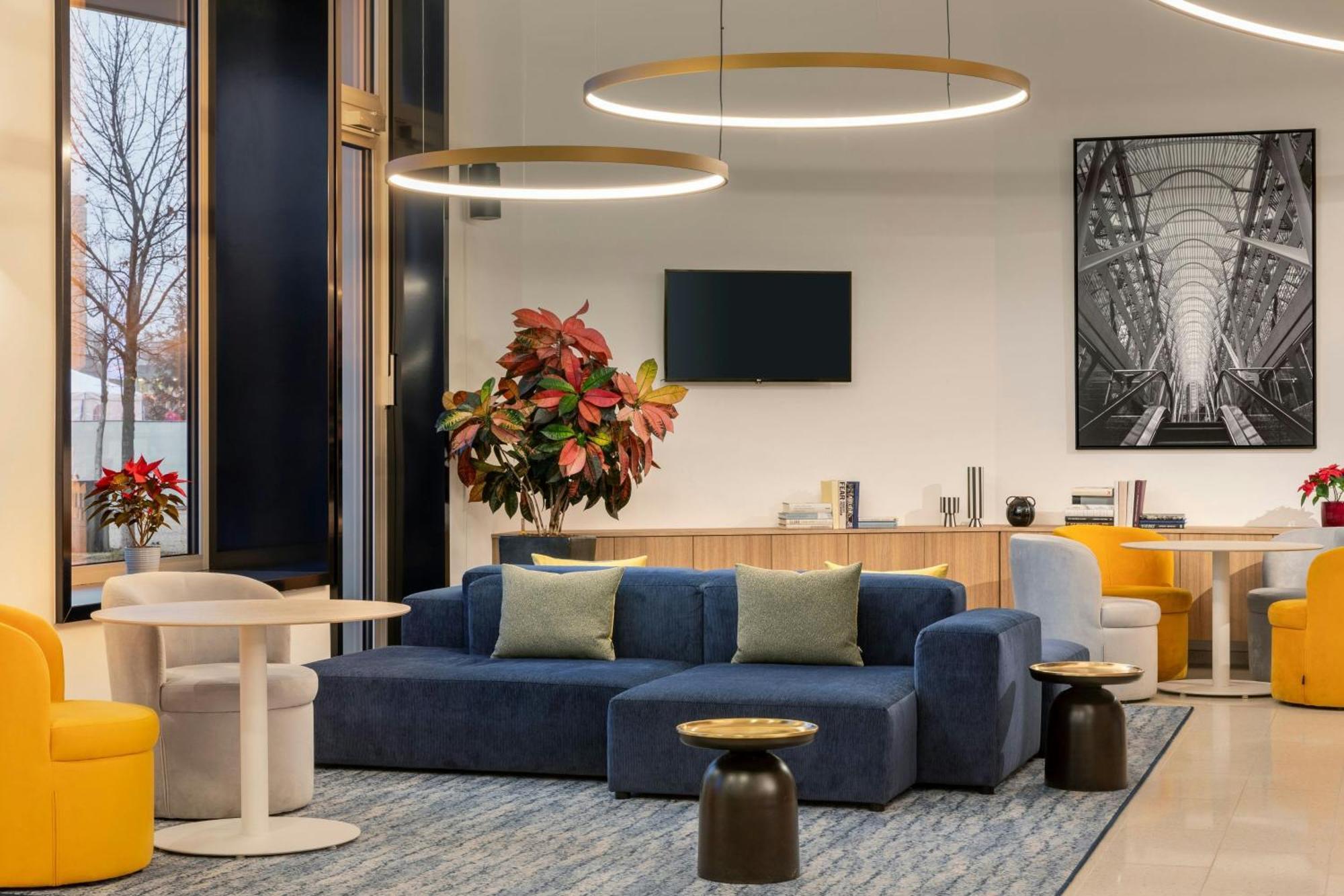 Courtyard By Marriott Biel Bienne Hotel ภายนอก รูปภาพ