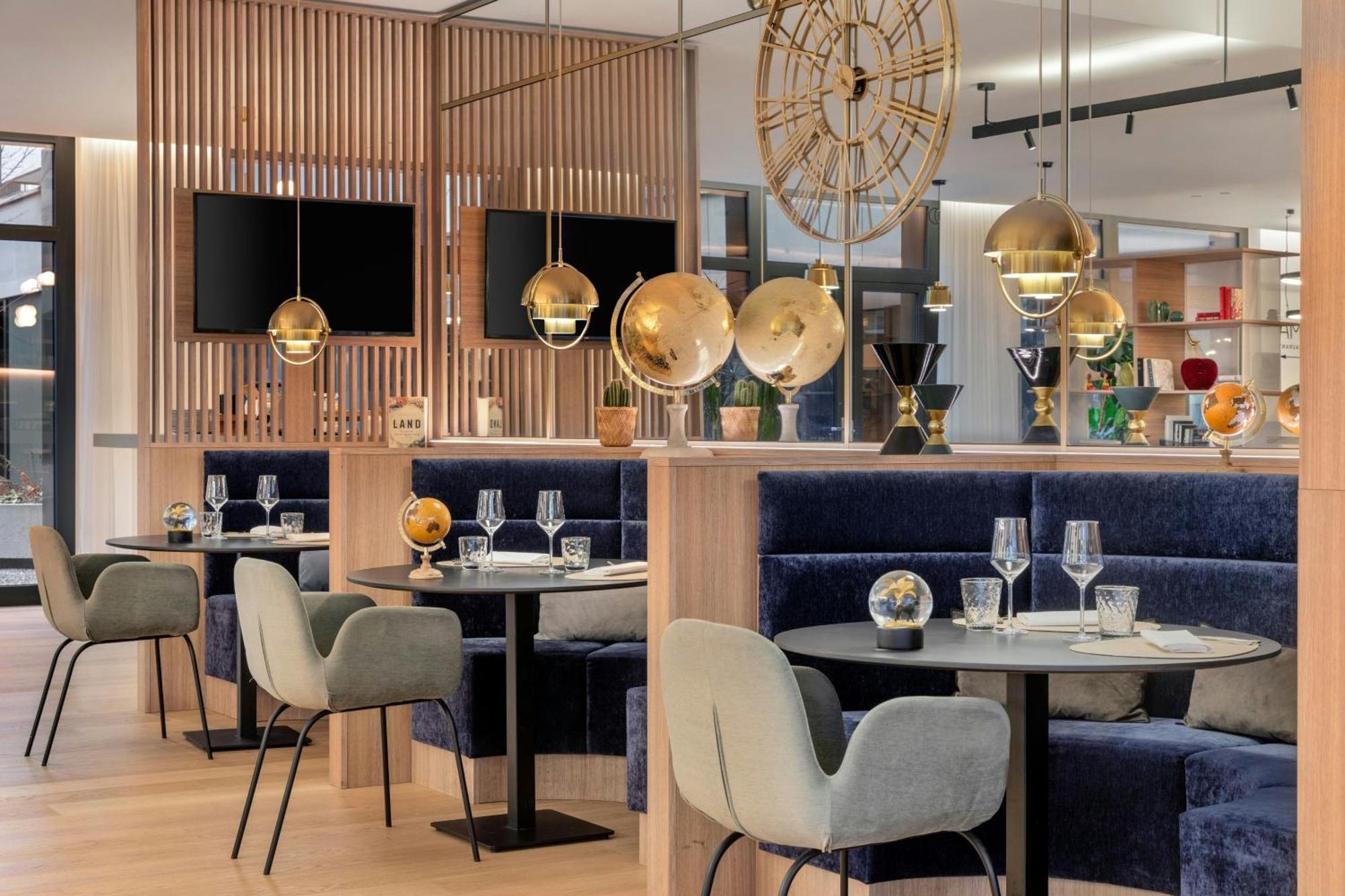 Courtyard By Marriott Biel Bienne Hotel ภายนอก รูปภาพ
